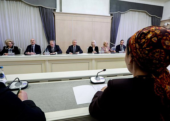Встреча Председателя Государственной Думы Вячеслава Володина с Председателем Меджлиса Туркменистана Дуньягозелью Гулмановой