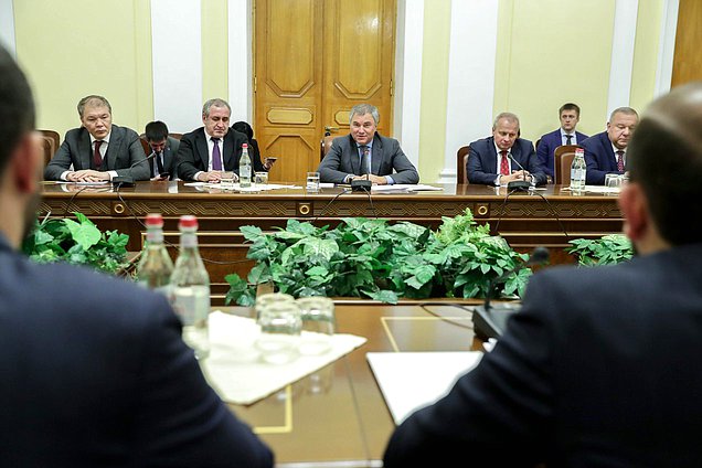 Meeting of Chairman of the State Duma Viacheslav Volodin with President of the National Assembly of the Republic of Armenia Ararat Mirzoyan