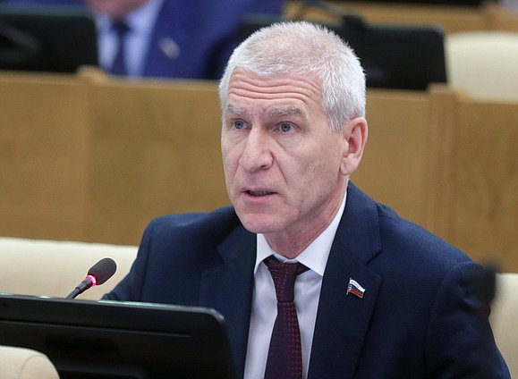 Председатель Комитета по физической культуре и спорту Олег Матыцин