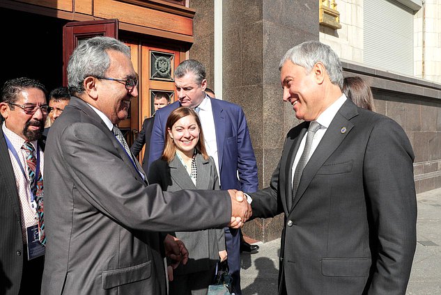 Jefe de la Duma Estatal, Vyacheslav Volodin y el Presidente del Parlamento Centroamericano (PARLACEN), Amado Cerrud Acevedo