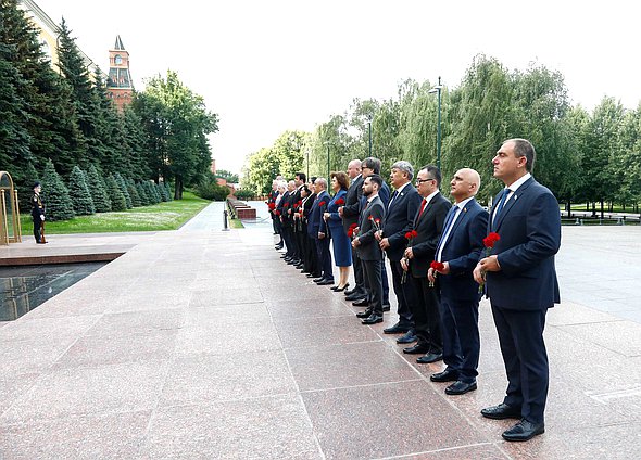 Пленарное заседание третьего международного парламентского форума СНГ «Пушкинские чтения»