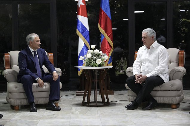 El Jefe de la Duma Estatal Vyacheslav Volodin y el Presidente de la República de Cuba Miguel Díaz-Canel Bermúdez