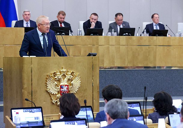 Председатель Комитета по контролю Олег Морозов