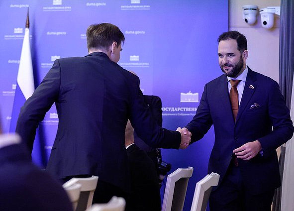 Первый заместитель Председателя Комитета по науке и высшему образованию Александр Мажуга