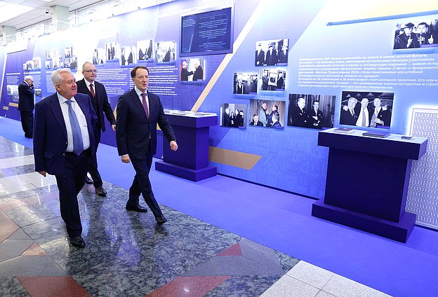 Член Комитета по контролю Леонид Ивлев и заместитель Председателя Государственной Думы Алексей Гордеев