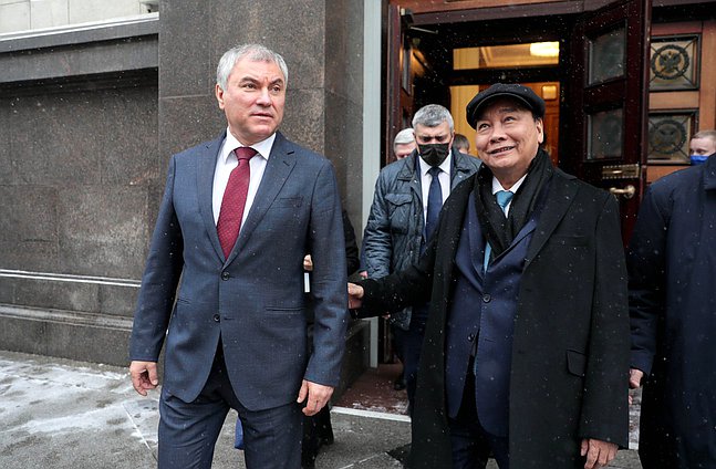 Chairman of the State Duma Vyacheslav Volodin and President of Vietnam Nguyễn Xuân Phúc