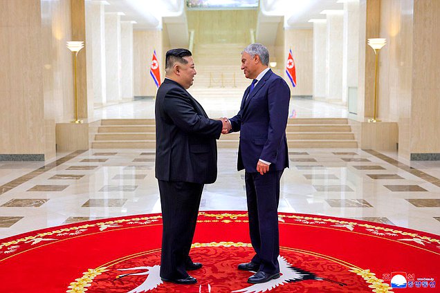 Meeting of Chairman of the State Duma Vyacheslav Volodin and Chairman of State Affairs of the Democratic People's Republic of Korea Kim Jong-un. Photo credit: KCNA