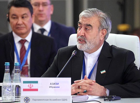 Председатель Комиссии Меджлиса Исламского Совета Исламской Республики Иран по национальной безопасности и внешней политике Эбрахим Азизи