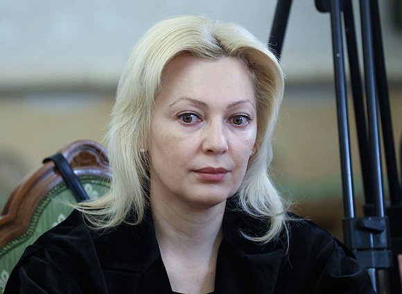 Член Комитета по развитию гражданского общества, вопросам общественных и религиозных объединений Ольга Тимофеева