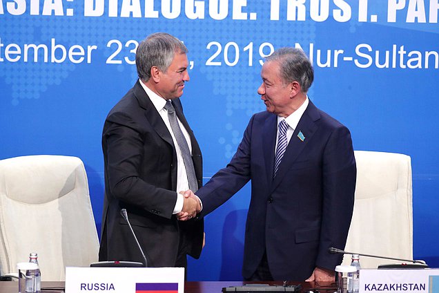 Chairman of the State Duma Viacheslav Volodin and Chairman of the Mazhilis of the Parliament of the Republic of Kazakhstan Nurlan Nigmatulin