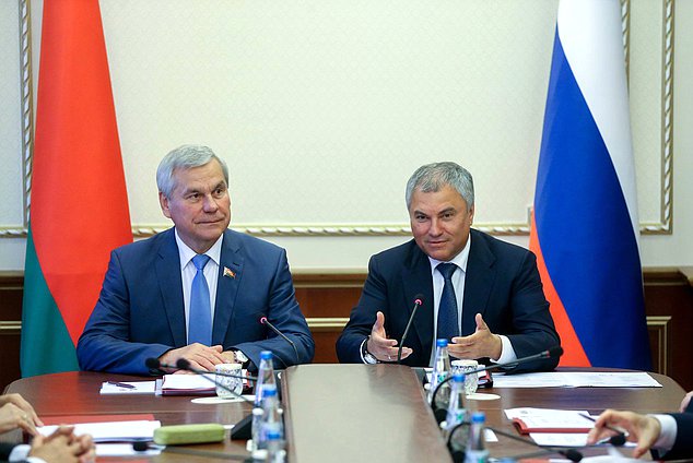 Chairman of the House of Representatives of the National Assembly of the Republic of Belarus Vladimir Andreichenko and Chairman of the State Duma Viacheslav Volodin