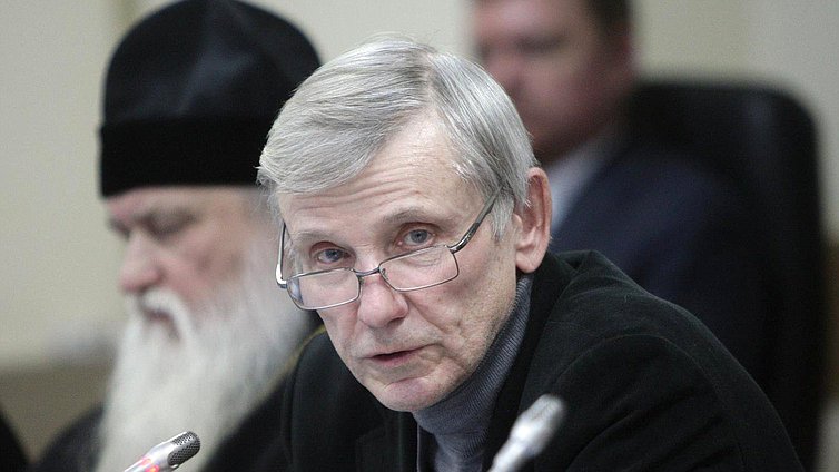 Заседание круглого стола на тему "Митрополит Киевский, Московский и всея Руси Пётр - Символ единства русского мира".