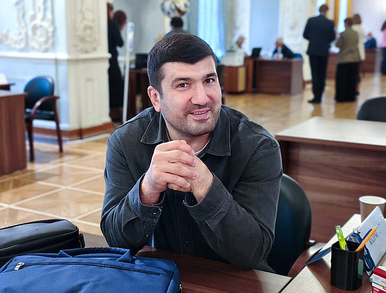 Тагир Хайбулаев ("Единая Россия")