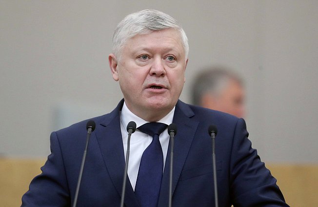 Председатель Комитета по безопасности и противодействию коррупции Василий Пискарев