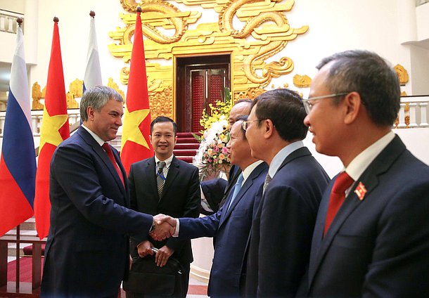 Chairman of the State Duma Viacheslav Volodin and Prime Minister of the Socialist Republic of Vietnam Nguyễn Xuân Phúc