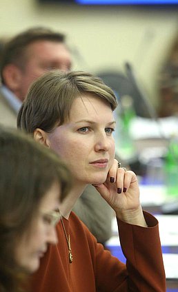 Круглый стол Комитета Государственной Думы по образованию на тему «Состояние, проблемы и перспективы расширения обучения иностраннных граждан в вузах России». 

