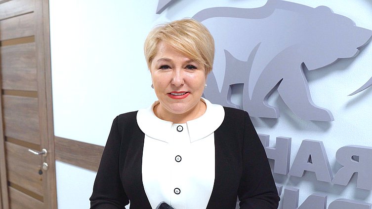 Председатель Комитета по региональной политике и местному самоуправлению Ирина Гусева