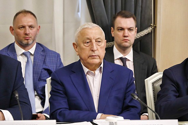 Председатель Комитета по развитию Дальнего Востока и Арктики Николай Харитонов
