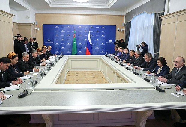Встреча Председателя Государственной Думы Вячеслава Володина с Председателем Халк Маслахаты Милли Генгеша Туркменистана Гурбангулы Бердымухамедовым