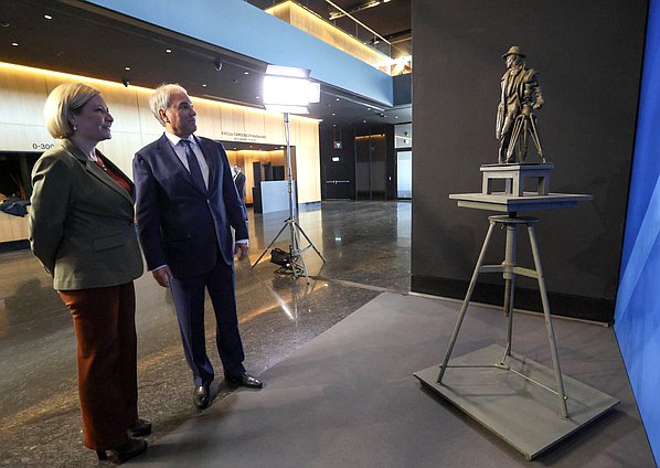 Министр культуры РФ Ольга Любимова и Председатель Государственной Думы Вячеслав Володин