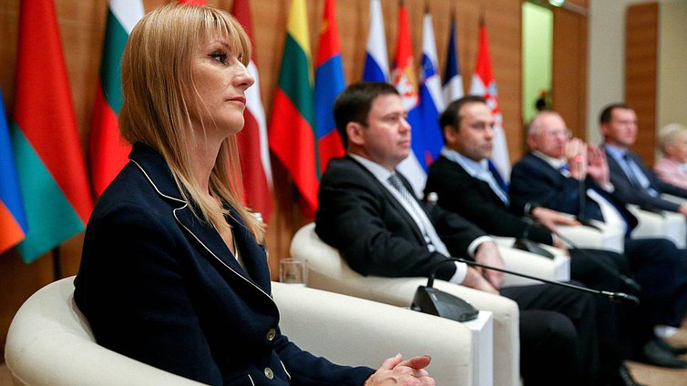 First Deputy Chairwoman of the Committee on International Affairs Svetlana Zhurova