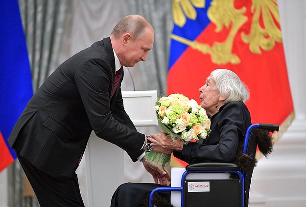 Людмила Алексеева