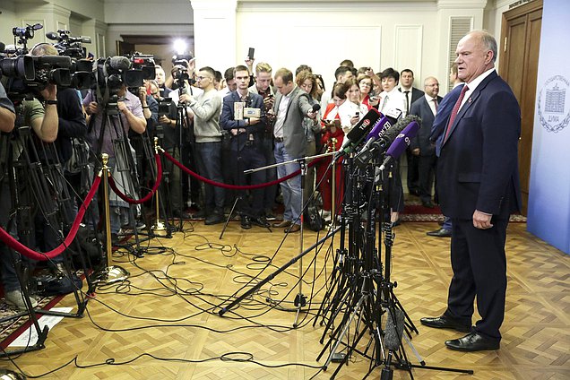 Leader of the CPRF faction Gennady Zyuganov