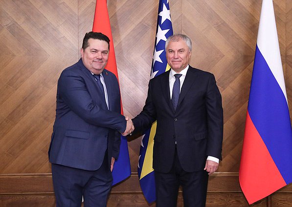 El Jefe de la Duma Estatal Vyacheslav Volodin y el Presidente de la Asamblea Nacional de la República Srpska (Bosnia y Herzegovina) Nenad Stevandic