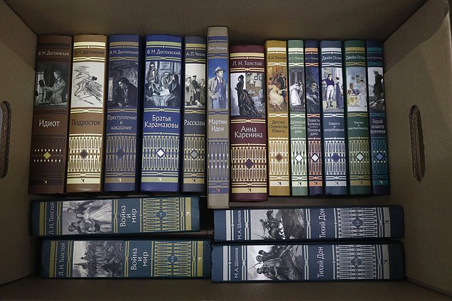 Отправка книг Парламентской библиотекой для школ Херсонской и Запорожской областей
