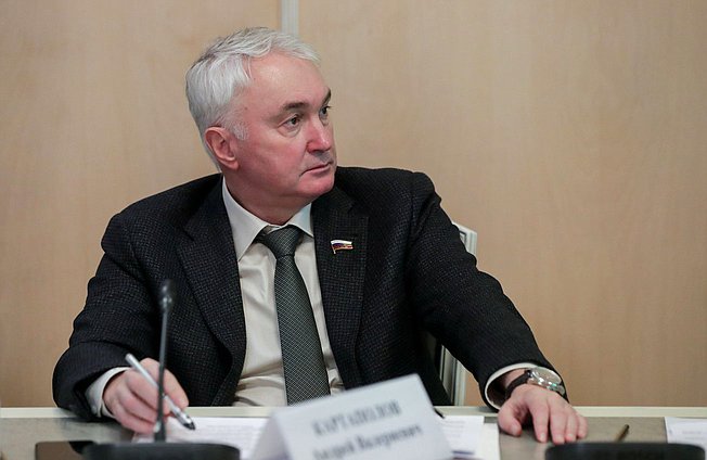 Chairman of the Committee on Defence Andrey Kartapolov