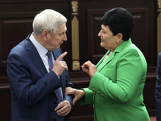 Первый заместитель Председателя Государственной Думы Иван Мельников и член Комитета по культуре Ольга Германова