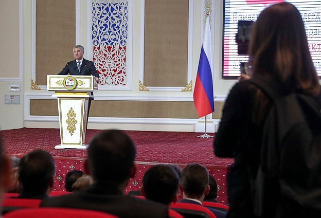 Chairman of the State Duma Viacheslav Volodin visited the Russian-Tajik Slavonic University