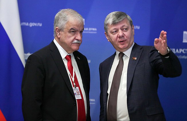 Reunión del Jefe de la Duma Estatal Vyacheslav Volodin, con el Presidente de la República de Cuba, Miguel Díaz-Canel Bermúdez