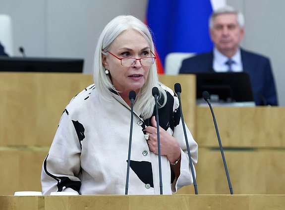 Председатель Комитета по просвещению Ирина Белых