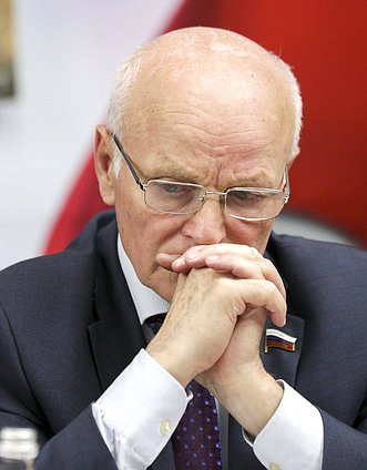 Член Комитета по безопасности и противодействию коррупции Николай Рыжак