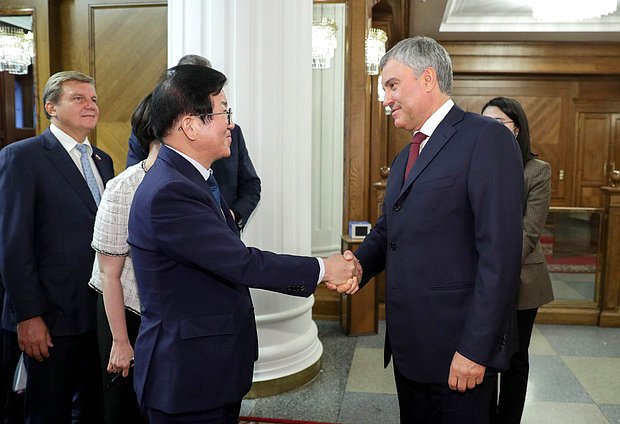 Chairman of the State Duma Viacheslav Volodin and Speaker of the National Assembly of the Republic of Korea Park Byeong-seug