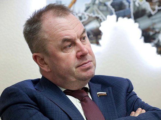 Заместитель Председателя Комитета по экономической политике Станислав Наумов