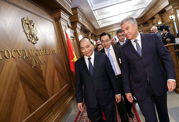 Chairman of the State Duma Viacheslav Volodin and Prime Minister of the Socialist Republic of Vietnam Nguyễn Xuân Phúc