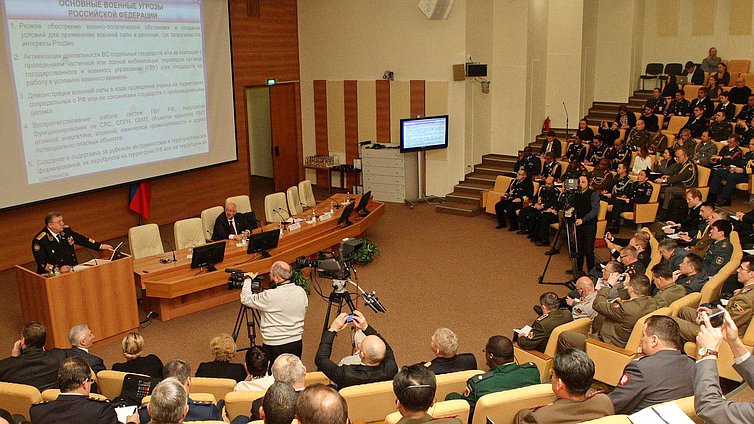  Встреча с аккредитованными в Москве военными атташе