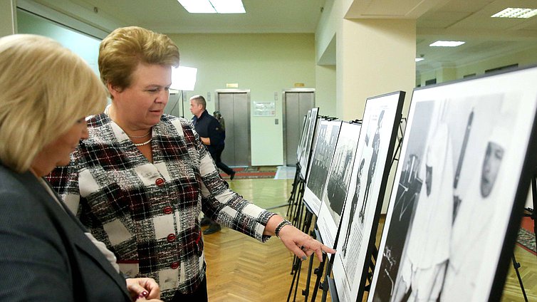 Первый заместитель Председателя Комитета по вопросам семьи, женщин и детей Ольга Окунева