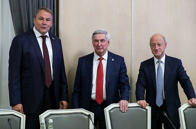 Reunión del Jefe de la Duma Estatal, Vyacheslav Volodin con el Presidente del Parlamento Centroamericano (PARLACEN), Amado Cerrud Acevedo