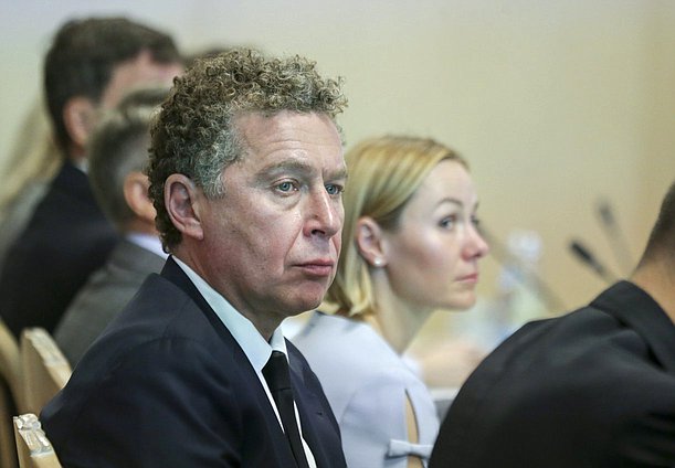 Председатель Попечительского совета «Института медиа, архитектуры и дизайна „Стрелка“ Александр Мамут