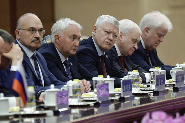 Встреча Председателя Государственной Думы Вячеслава Володина и Председателя Постоянного комитета Всекитайского собрания народных представителей Чжао Лэцзи