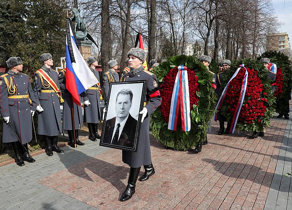 Церемония прощания с руководителем фракции ЛДПР Владимиром Жириновским
