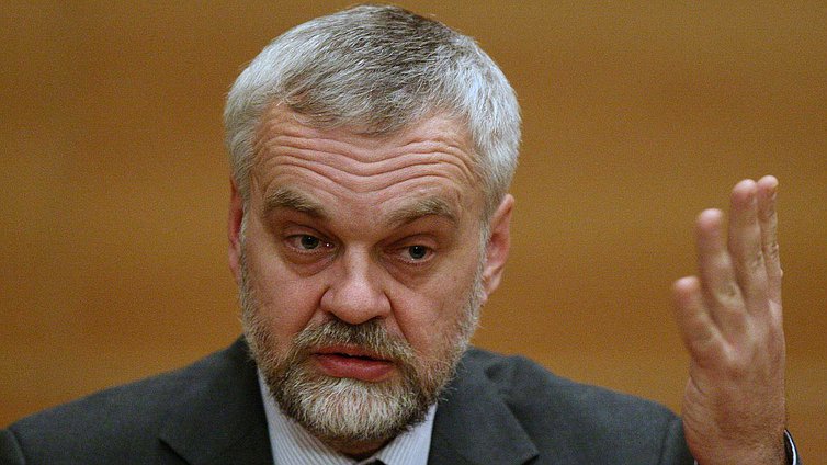 Лекция Алексея Варламова на тему "Литература из первых уст".