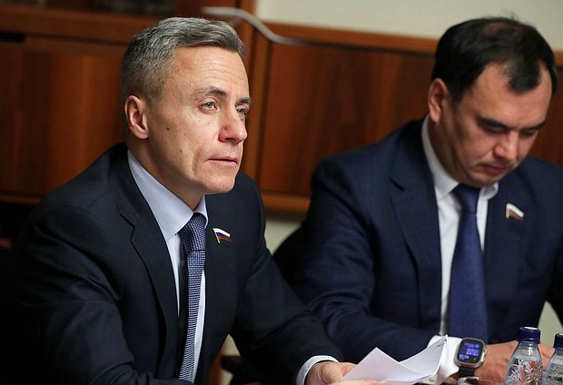 Заместитель Председателя Комитета по вопросам собственности, земельным и имущественным отношениям Владимир Самокиш