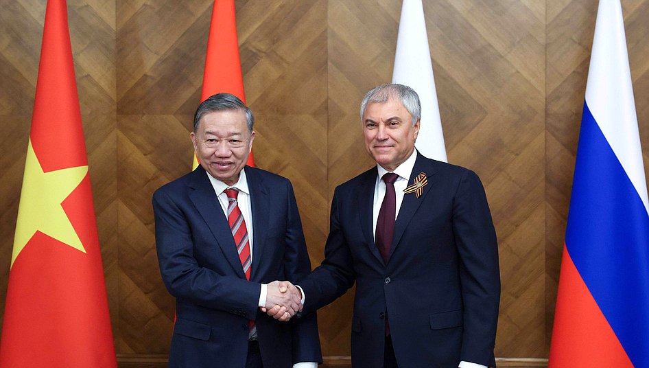 Chairman of the State Duma Vyacheslav Volodin and General Secretary of the Communist Party of Vietnam Central Committee Tô Lâm
