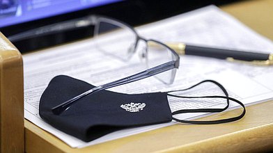 Круглый стол на тему «Законодательное обеспечение противодействия распространению новой коронавирусной инфекции»