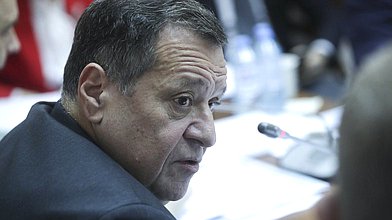 Заседание Комитета по бюджету и налогам