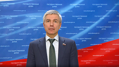 Пресс-подход заместителя руководителя фракции «Единая Россия» Евгения Ревенко